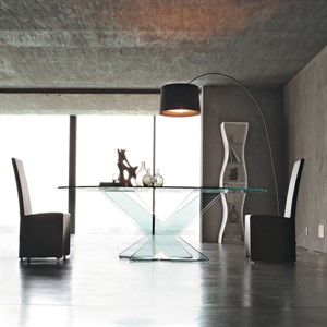 Tonin Casa - Ghost Dining Table