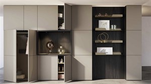 Turati - Entrance and Living Closet